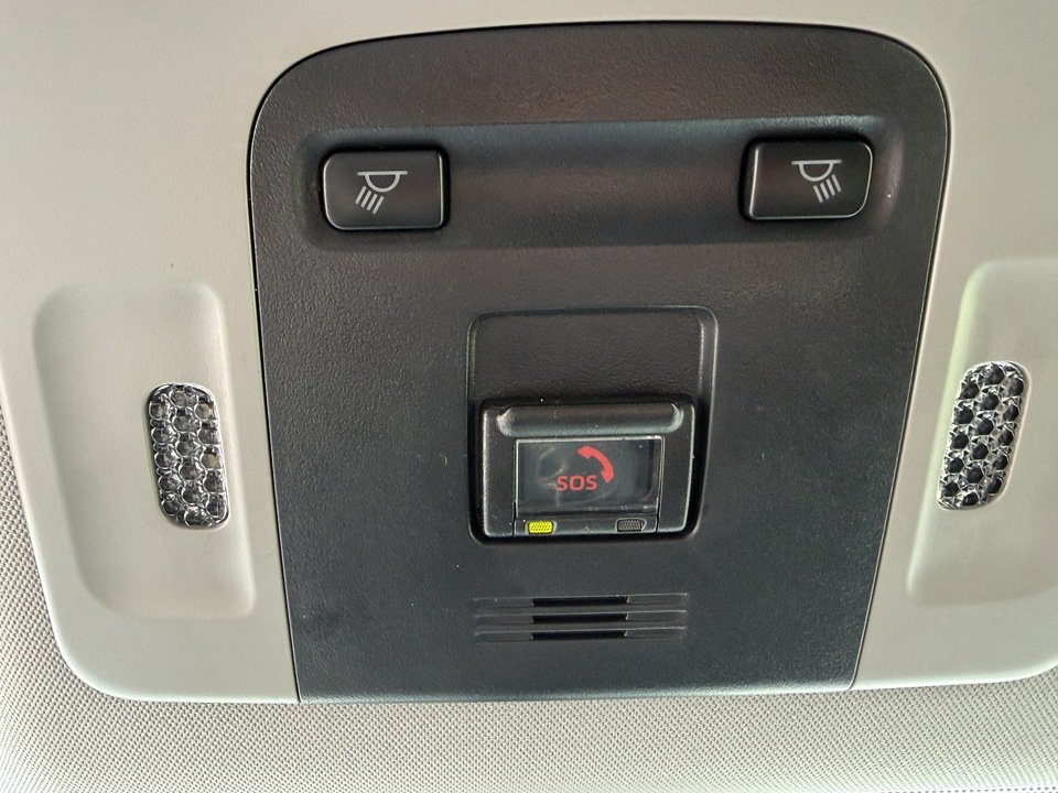 Used 2022 Toyota Camry SE FWD image 20