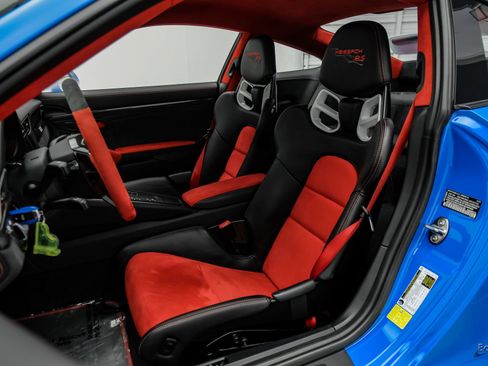 Used 2019 Porsche 911 GT2 RS RWD image 49