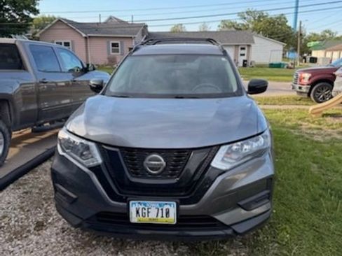Used 2018 Nissan Rogue SV AWD/4WD image 3