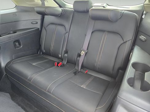 Used 2024 MAZDA CX-90 3.3 Turbo w/ Select Package AWD/4WD image 23