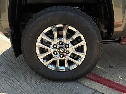 New 2026 Toyota Tacoma Limited AWD/4WD image 8