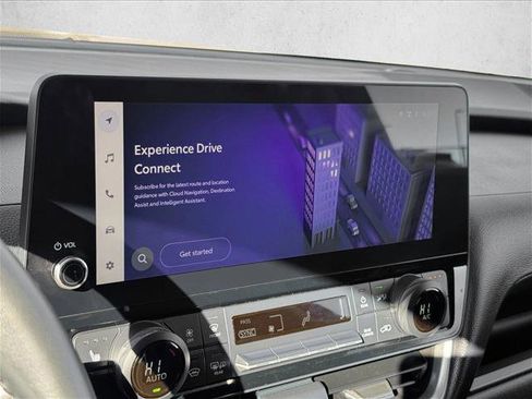 Used 2025 Toyota Grand Highlander XLE image 13