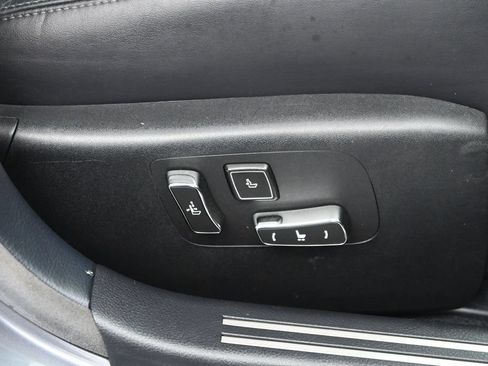 Used 2017 Lexus LS 460 AWD w/ Comfort Package image 42