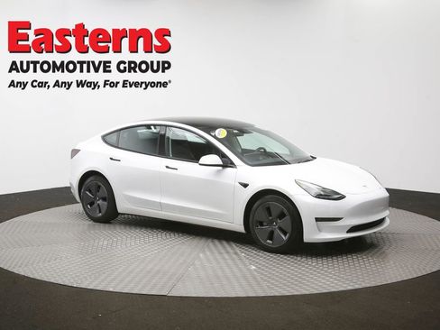 Used 2023 Tesla Model 3 Standard Range image 46