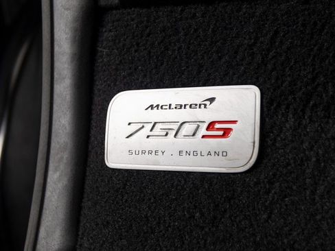 Used 2024 McLaren 750S Spider image 20