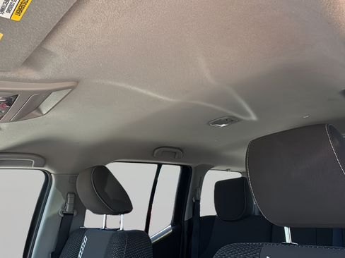 Used 2013 Nissan Xterra PRO-4X AWD/4WD image 32