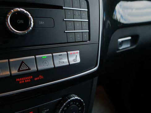 Used 2017 Mercedes-Benz GLS 450 4MATIC w/ Premium Package image 26