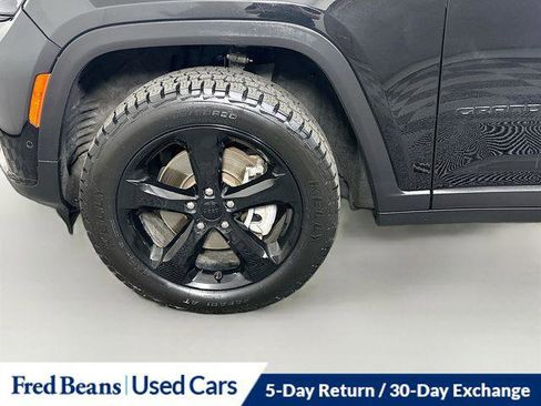 Certified 2023 Jeep Grand Cherokee L Limited w/ Luxury Tech Group II AWD/4WD image 34