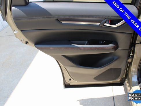 Used 2025 MAZDA CX-5 Carbon Edition image 23