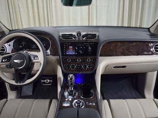 New 2025 Bentley Bentayga video 2