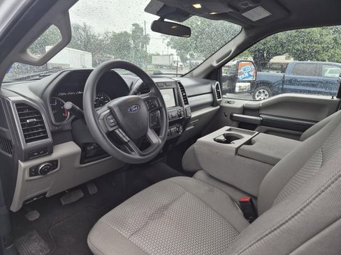 Used 2022 Ford F250 XLT w/ XLT Premium Package AWD/4WD image 3