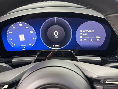 Certified 2026 Porsche Macan Electric RWD image 41