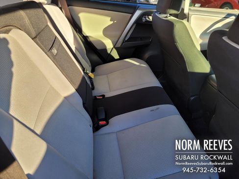 Used 2017 Toyota RAV4 XLE image 13