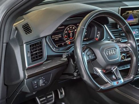 Used 2020 Audi SQ5 Premium Plus w/ Premium Plus Package image 26