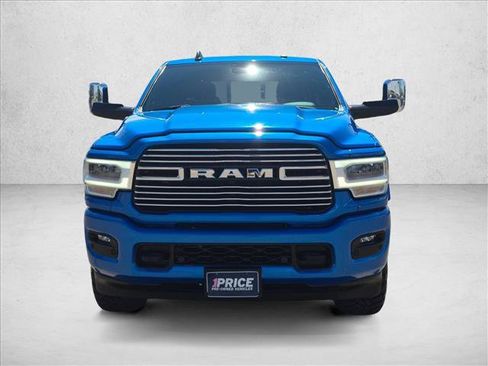 Used 2022 RAM 2500 Laramie AWD/4WD image 2