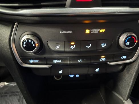 Used 2020 Hyundai Santa Fe SEL w/ Cargo Package image 17