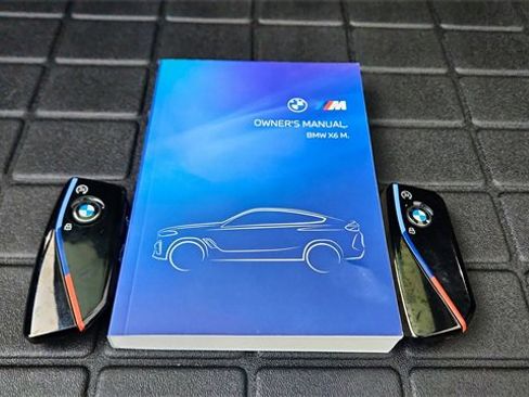 Used 2025 BMW X6 M Competition w/ Executive Package image 63