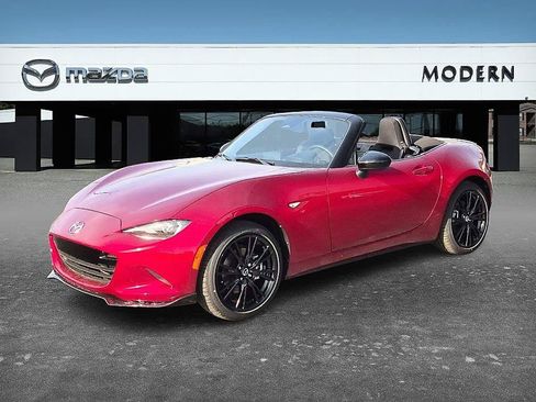New 2026 MAZDA MX-5 Miata Club w/ Interior Package RWD image 36