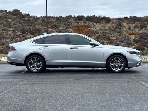 Used 2024 Honda Accord EX image 6