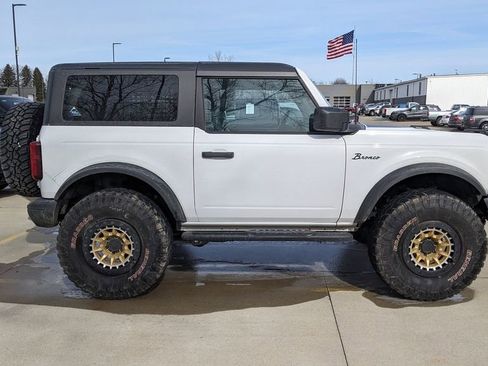 Certified 2024 Ford Bronco Black Diamond image 2