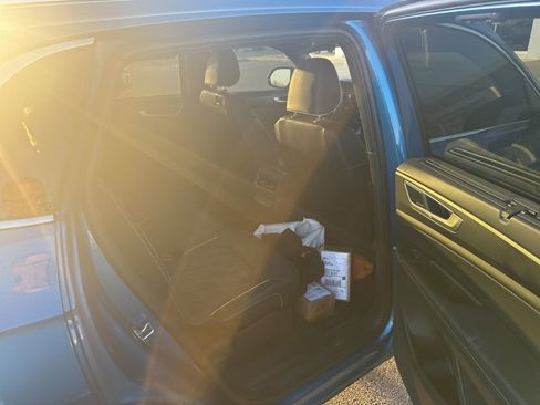 Used 2024 Volkswagen Atlas Cross Sport SEL Premium R-Line image 6