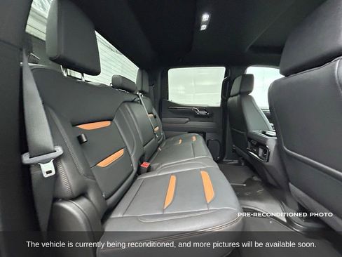 Used 2025 GMC Sierra 1500 AT4 image 13