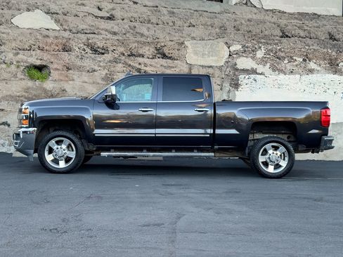 Used 2016 Chevrolet Silverado 2500 LTZ w/ Duramax Plus Package AWD/4WD image 8