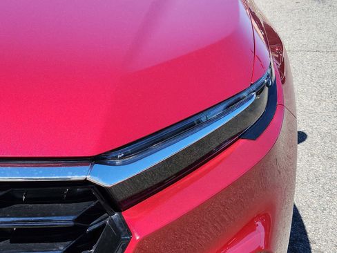 Used 2024 Honda CR-V EX-L image 9