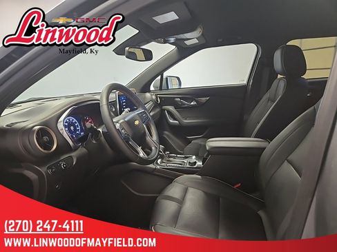Used 2024 Chevrolet Blazer Premier image 10