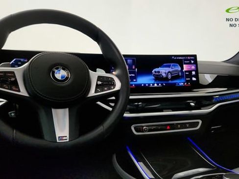 Used 2024 BMW X7 xDrive40i w/ M Sport Package AWD/4WD image 72