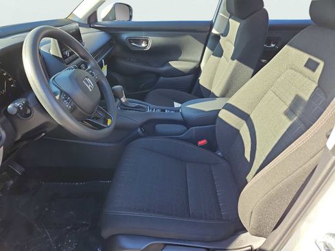 Certified 2025 Honda HR-V LX image 27