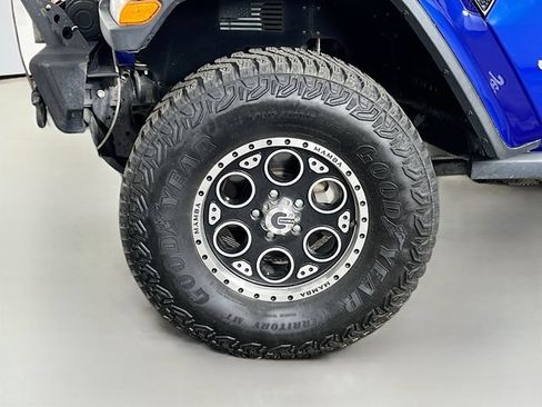 Used 2018 Jeep Wrangler Unlimited Sport AWD/4WD image 25
