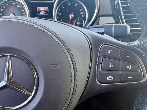 Used 2019 Mercedes-Benz GLS 450 4MATIC image 22