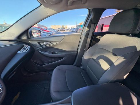 Used 2017 Chevrolet Malibu LS image 16