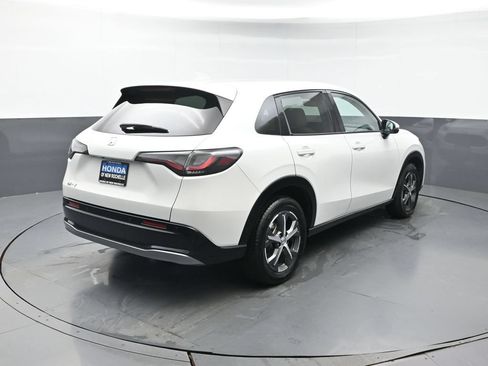Certified 2025 Honda HR-V EX-L image 6