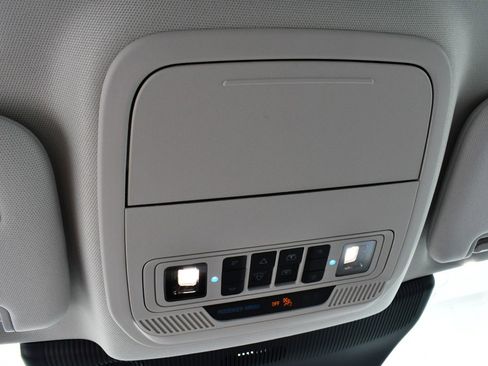 New 2025 Ford Explorer Active w/ Active Comfort Package image 35