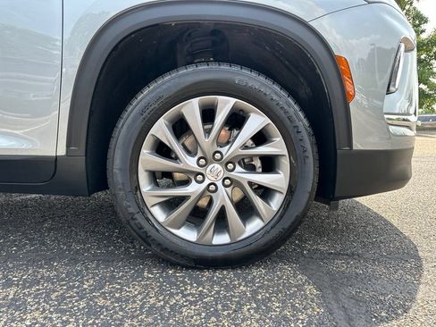 Used 2026 Buick Enclave Preferred FWD image 17