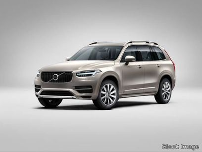 Used 2018 Volvo XC90 T5 Momentum w/ Convenience Package