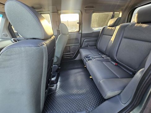 Used 2005 Honda Element EX image 22