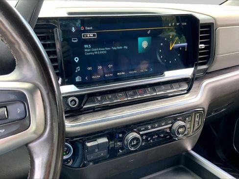 Used 2024 Chevrolet Silverado 2500 LTZ w/ LTZ Plus Package AWD/4WD image 6