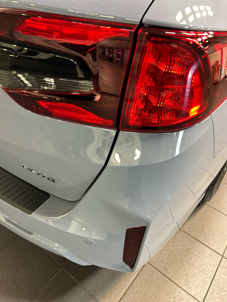 New 2027 Honda Odyssey Elite image 6