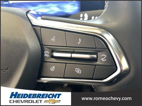 Used 2024 Chevrolet Blazer EV LT AWD/4WD image 20
