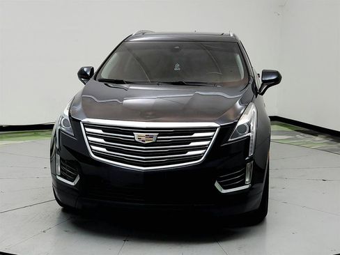 Used 2019 Cadillac XT5 Luxury FWD image 2