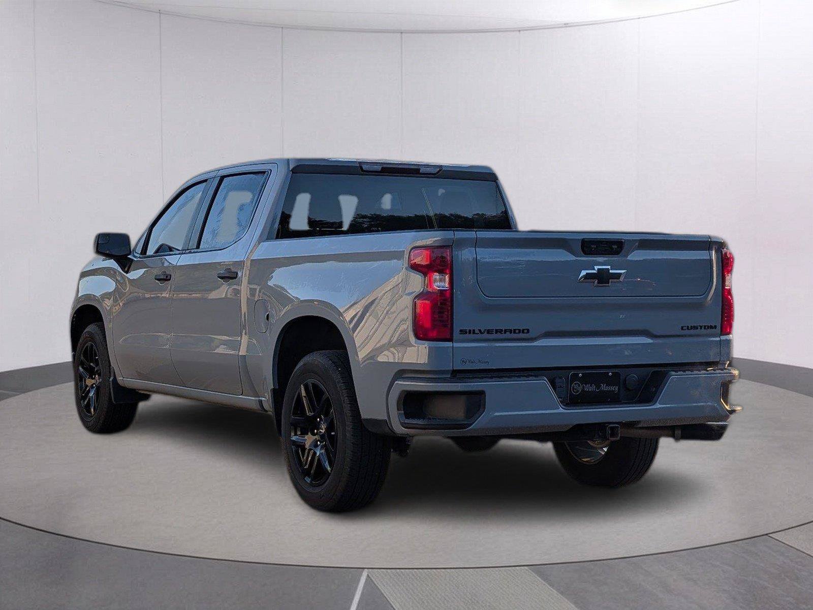 Used 2024 Chevrolet Silverado 1500 Custom w/ Dark Appearance Package RWD image 3