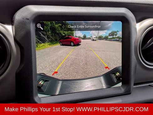Used 2023 Jeep Gladiator Sport AWD/4WD image 19