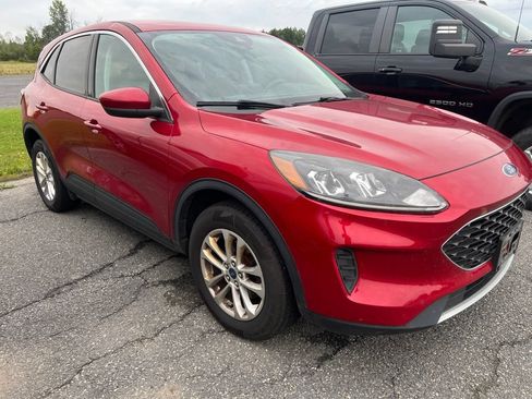 Used 2021 Ford Escape SE w/ Convenience Package AWD/4WD image 2