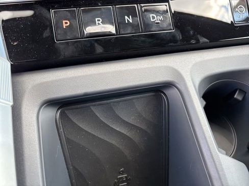 New 2026 Nissan Armada SL w/ Captain's Chari Seat Package image 18