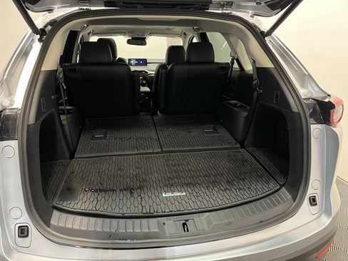 Used 2023 MAZDA CX-9 Touring image 19