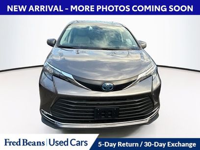 Used 2024 Toyota Sienna XLE