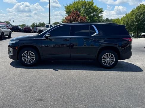 Used 2023 Chevrolet Traverse LT FWD image 6
